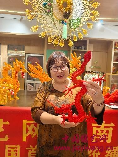 中国结艺网现任等级达标考核小组组长 方晓东 简历及作品