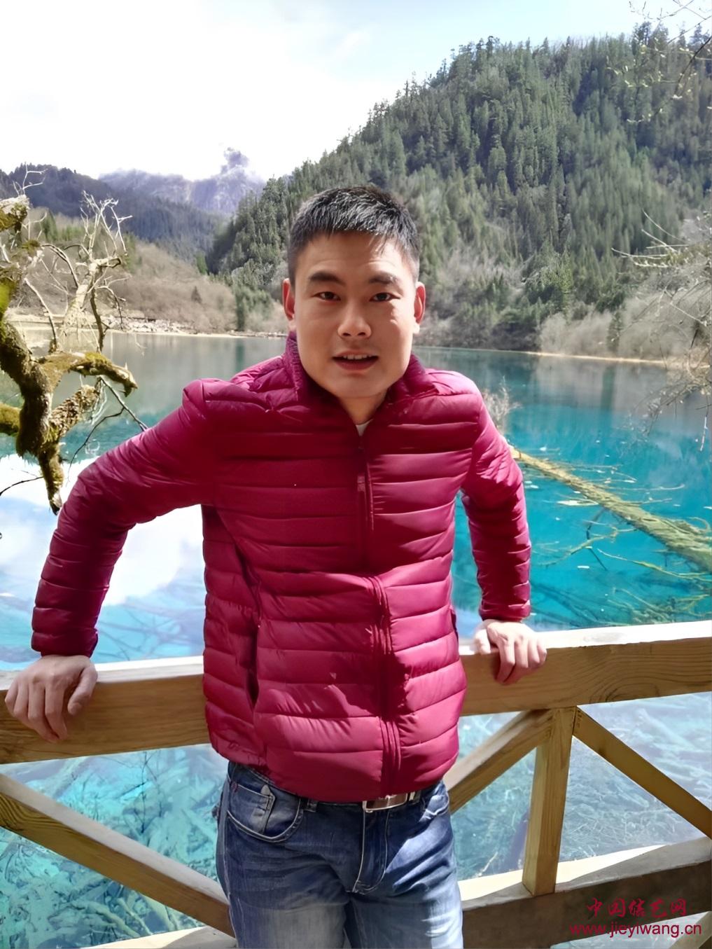 中国结艺网达标考核评审：开心就好何兵介绍与作品