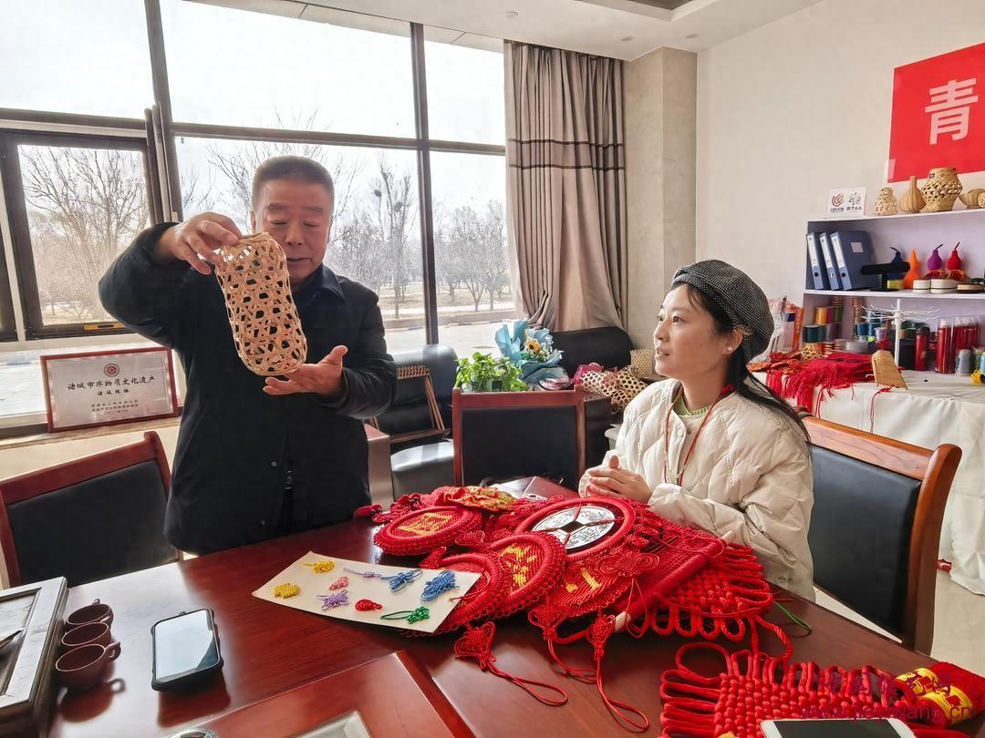 黄文静:传承千年诸城绳编 创新图谱绽放光芒